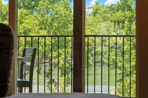 Apartment, Mehrere Betten, Poolzugang (Lakeside Haven) | Unterkunftsgelände