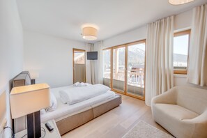 3 bedrooms, travel crib, free WiFi, bed sheets - Pool-chalet - Zentral in Seefeld (Seefeld in Tirol)