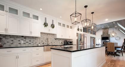 Cozy Farmhouse in Greenville, DE