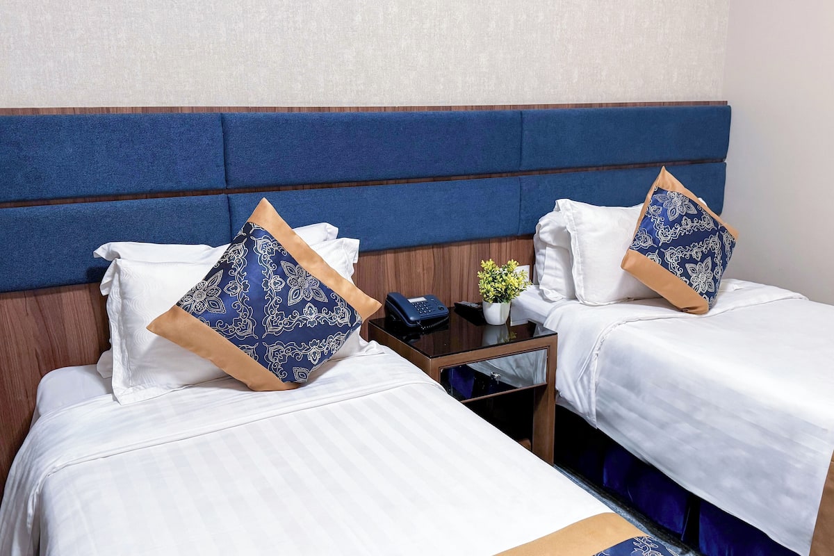 Economy Double or Twin Room, 2 Single Beds