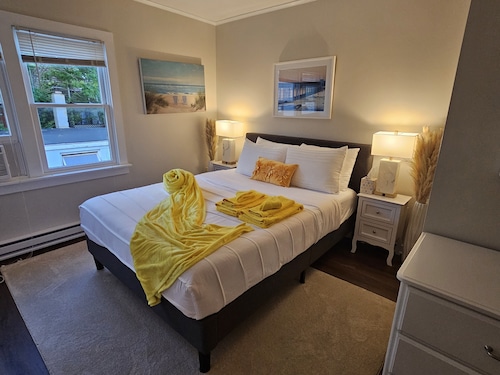 Newly renovated apartment in the heard of Provincetown