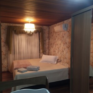 3 chambres, fer et planche à repasser, lit de bébé portatif, Wi-Fi