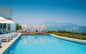 Outdoor pool, a heated pool - Family sized condo (Las Jarretaderas)