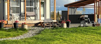 Lakeside Cabin 2 w/Hot Tub, Sauna & Watercraft Rentals