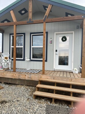 Exterior detail - Lakeside Cabin 2 w/Hot Tub, Sauna & Watercraft Rentals (Big Lake)