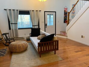 Smart TV, fireplace, video games, books