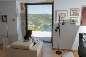 TV de tela plana, pisos aquecidos