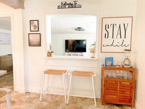 Interior - Escape to Beachy Bungalow, Minutes to the Beach (Jacksonville Beach)