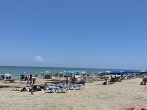 Beach towels - New House, Downtown Stuart! 10 minutes to Beach. Family & Pet Friendly, Laundry (Stuart)