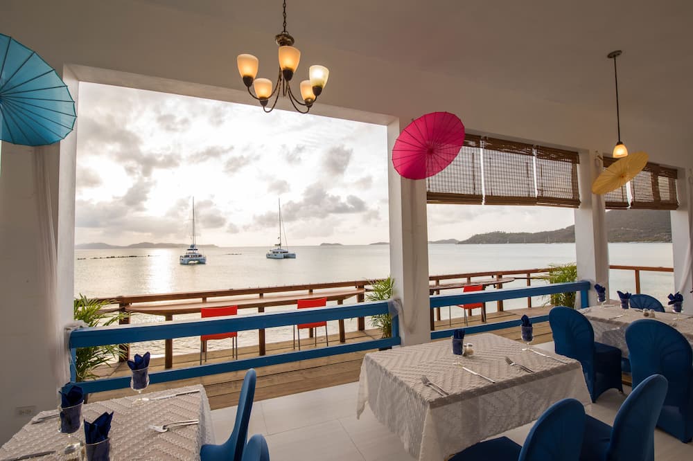 D'aqua at Fischers Cove