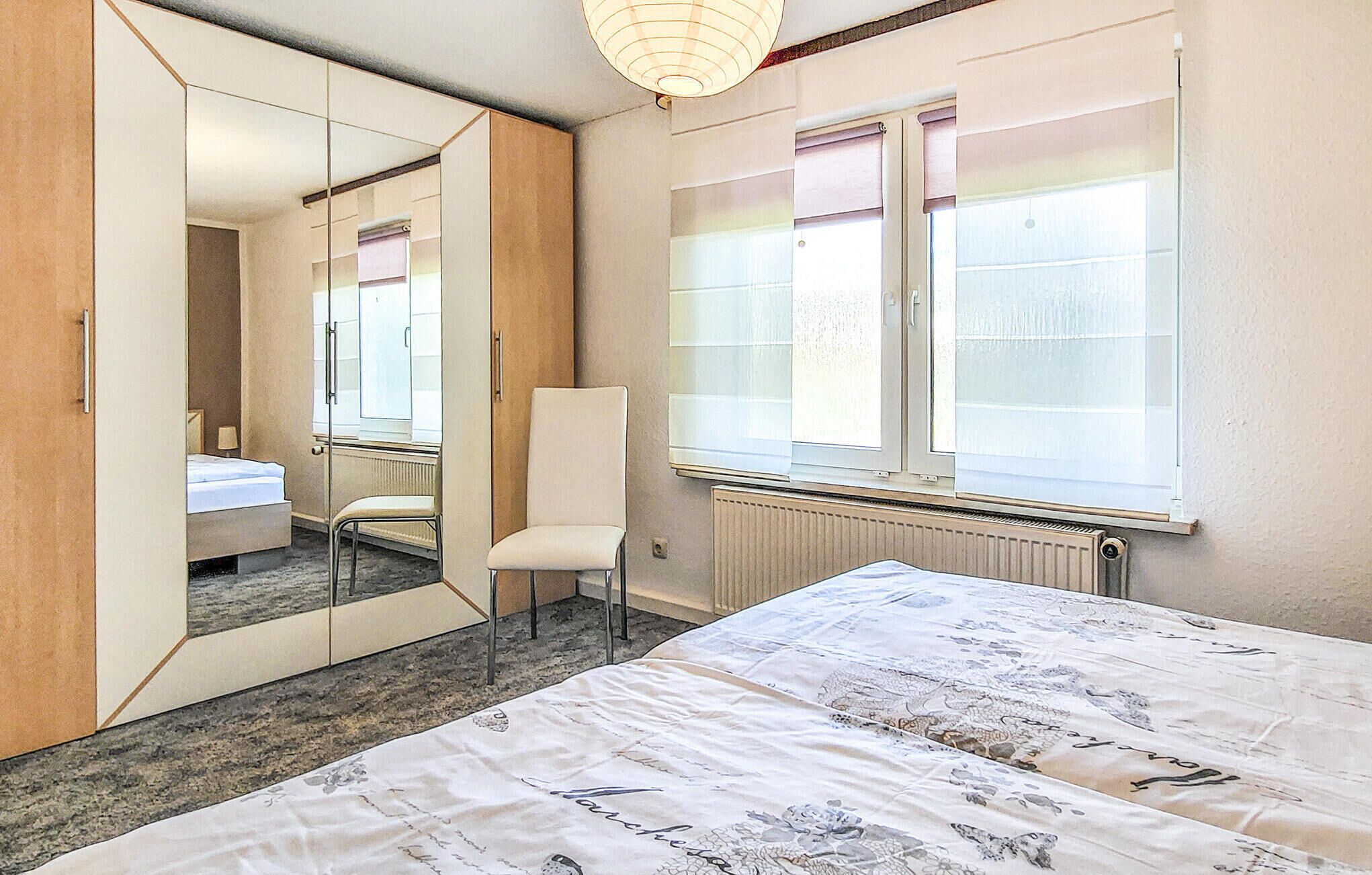 1 bedroom, travel crib, free WiFi