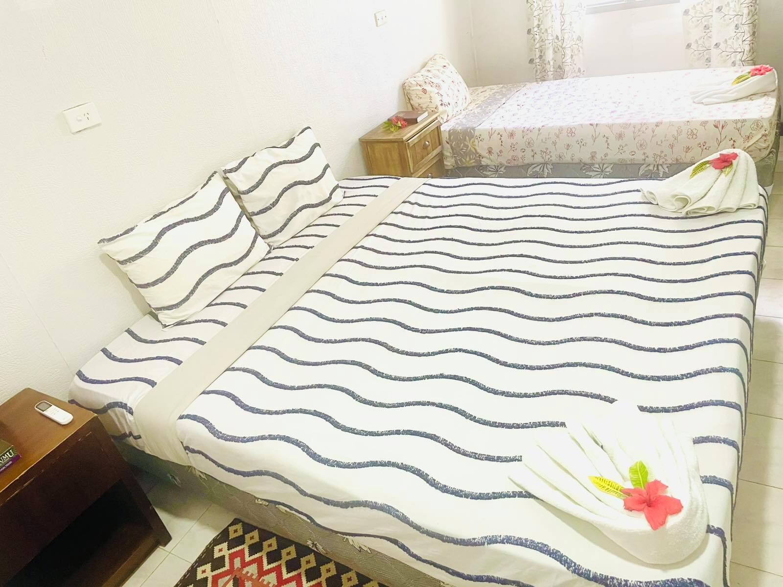 Free WiFi, bed sheets