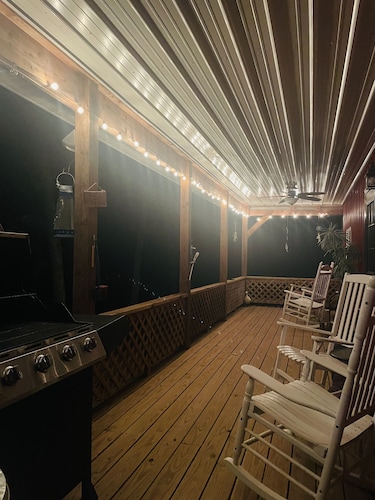 Cozy Cabin nestled on 10 acres just minutes from the lake and the speedway