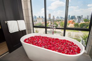 Glow Park Suite | Ropa de cama de alta calidad y edredones de plumas