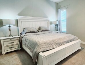 3 bedrooms, iron/ironing board, WiFi, bed sheets