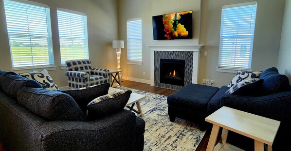 Smart-TV, Kamin