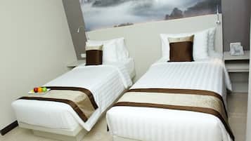 Deluxe Twin kamer, 1 slaapkamer | Een bureau, gratis wifi, beddengoed