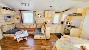 Microwave, oven, stovetop, coffee/tea maker