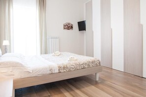 1 Schlafzimmer, Bügeleisen/Bügelbrett, kostenloses WLAN, Bettwäsche