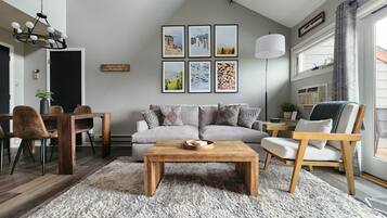 Smart TV, fireplace, table tennis, books