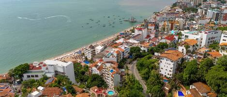 منظر من الجو على ارتفاع عالٍ