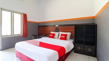 Standard Double Room | Laptop workspace, free WiFi, bed sheets