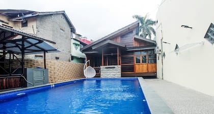 OYO Life 91606 Nadin Guest House Syariah