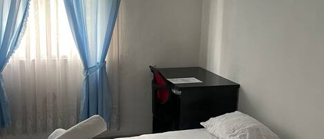 1 makuuhuone, silitysrauta/-lauta, Wi-Fi, vuodevaatteet
