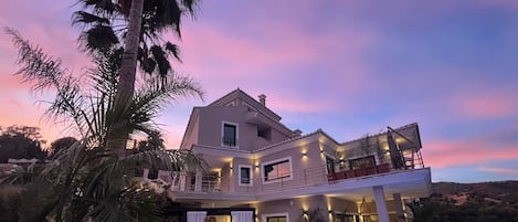 屋外プール、温水プール