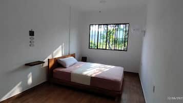2 chambres, draps fournis