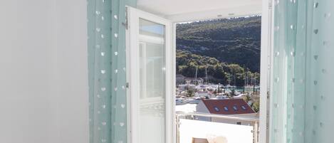 2 間睡房、熨斗/熨衫板、免費 Wi-Fi、床單