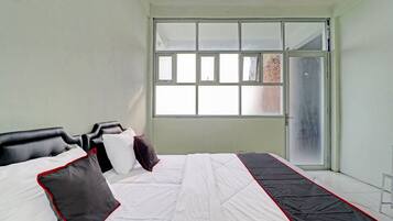 Deluxe Double Room | Desk, laptop workspace, soundproofing, free WiFi