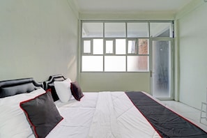 华丽双人房 | 办公桌、笔记本电脑工作区、隔音、免费 WiFi