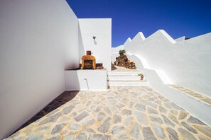 Terrace/patio - Cartamar | Newly refurbished detached villa with lots of outdoor space (Tías)