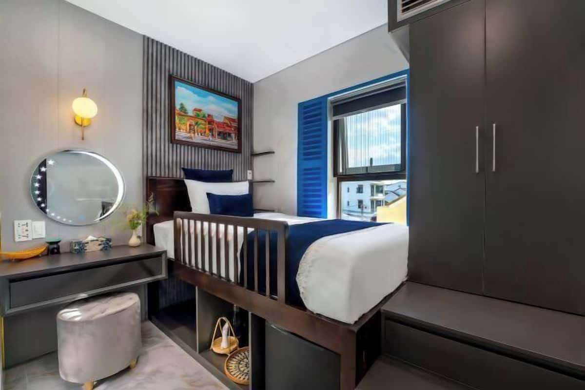 1 bedroom, free minibar items, in-room safe, individually furnished