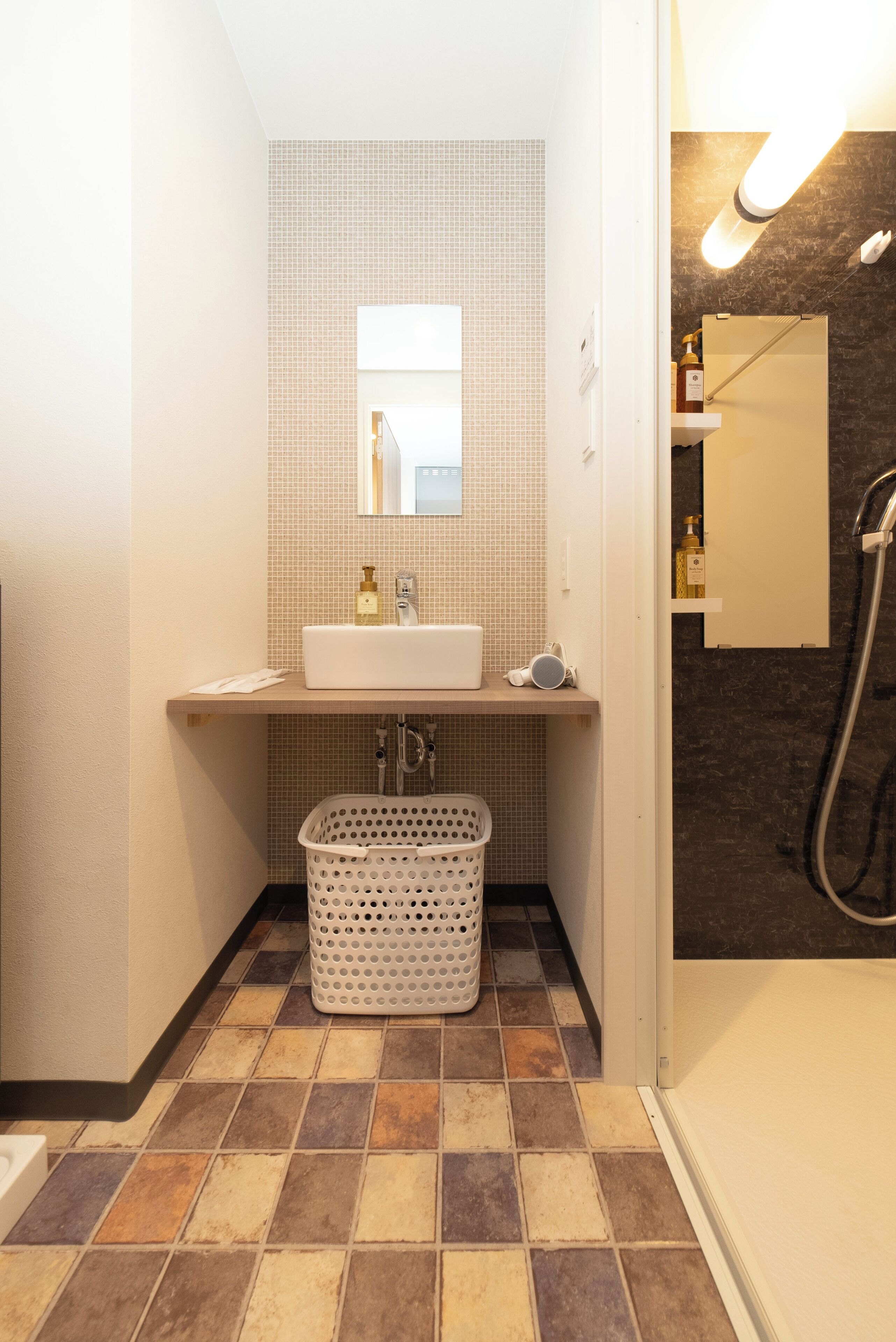 Basic Quadruple Room, 3 Bedrooms, Non Smoking, Bathtub | Bathroom | Separate tub and shower, free toiletries, hair dryer, slippers