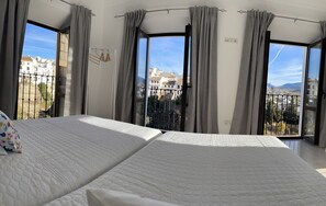 Departamento Deluxe | Ropa de cama de alta calidad, edredón, wifi gratis y ropa de cama 