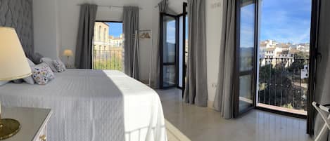 1 slaapkamer, luxe beddengoed, donsdekens, gratis wifi