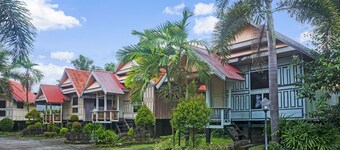 OYO 90923 Makassar Cottage