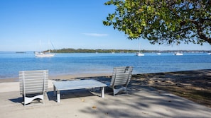 Property grounds - Modern Luxury Across from the Water (BONGAREE)