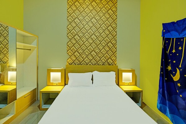 Deluxe Double Room | Free WiFi, bed sheets