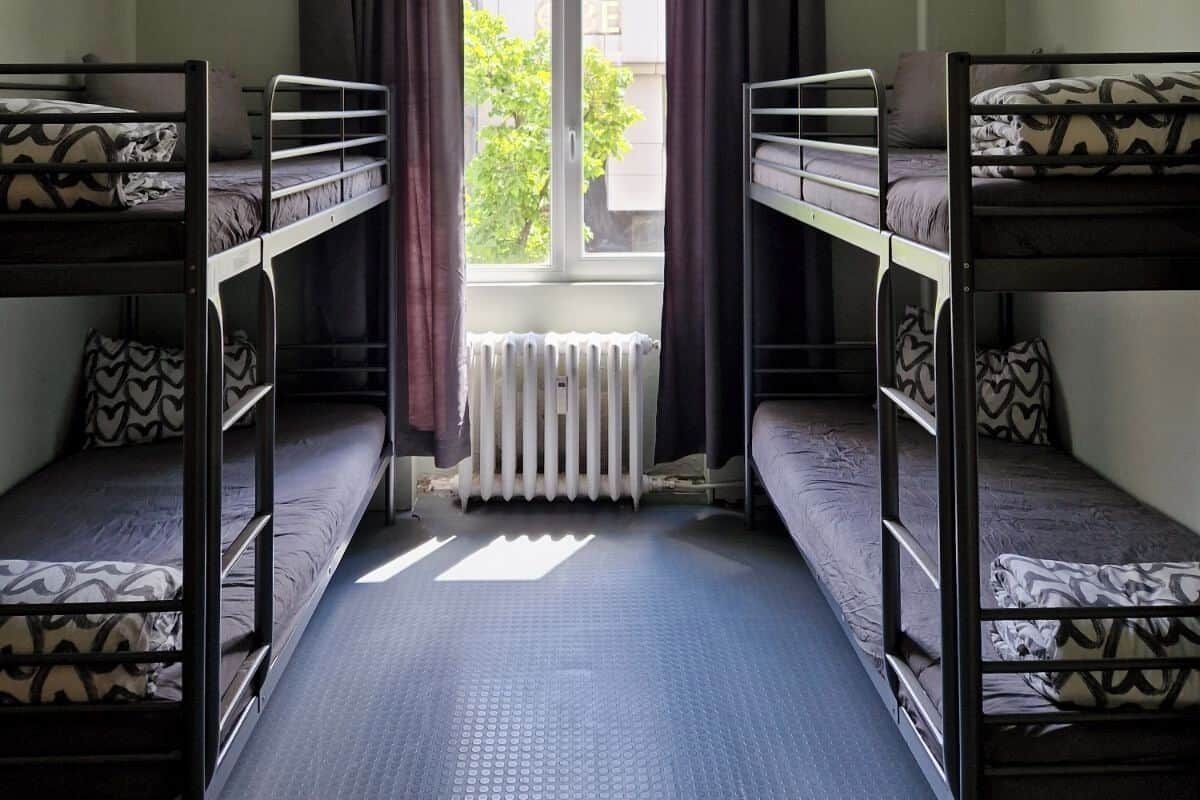 Chambres insonorisées, fer et planche à repasser, Wi-Fi gratuit