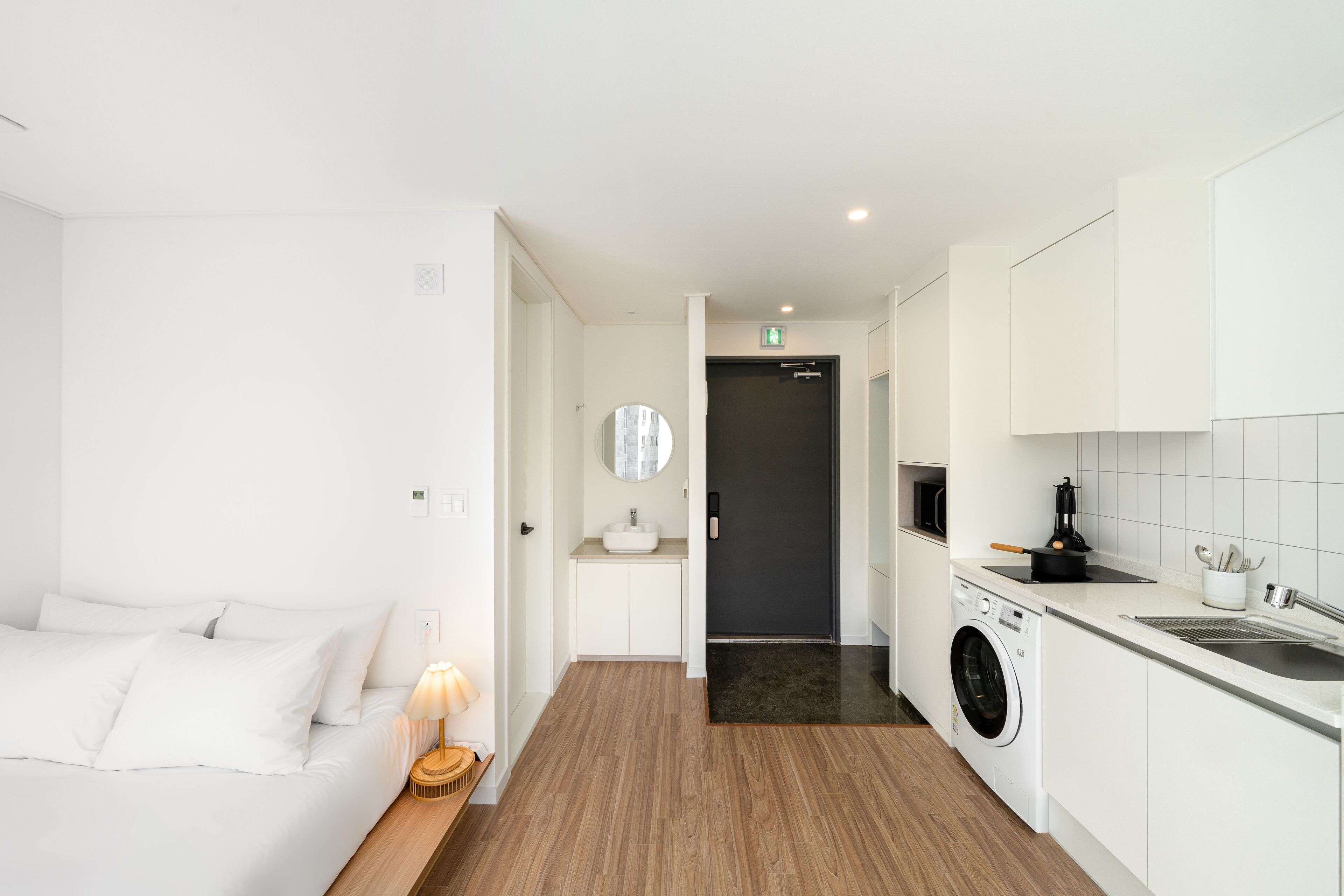 Studio Panorama | Area keluarga | TV layar datar, Netflix, lantai berpemanas, dan layanan streaming