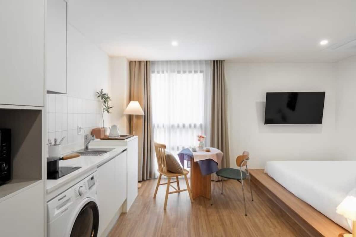 2 chambres, rideaux occultants, Wi-Fi gratuit, draps fournis