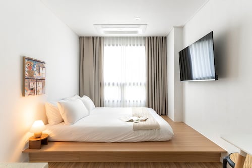 Urbanstay Boutique Ikseon 