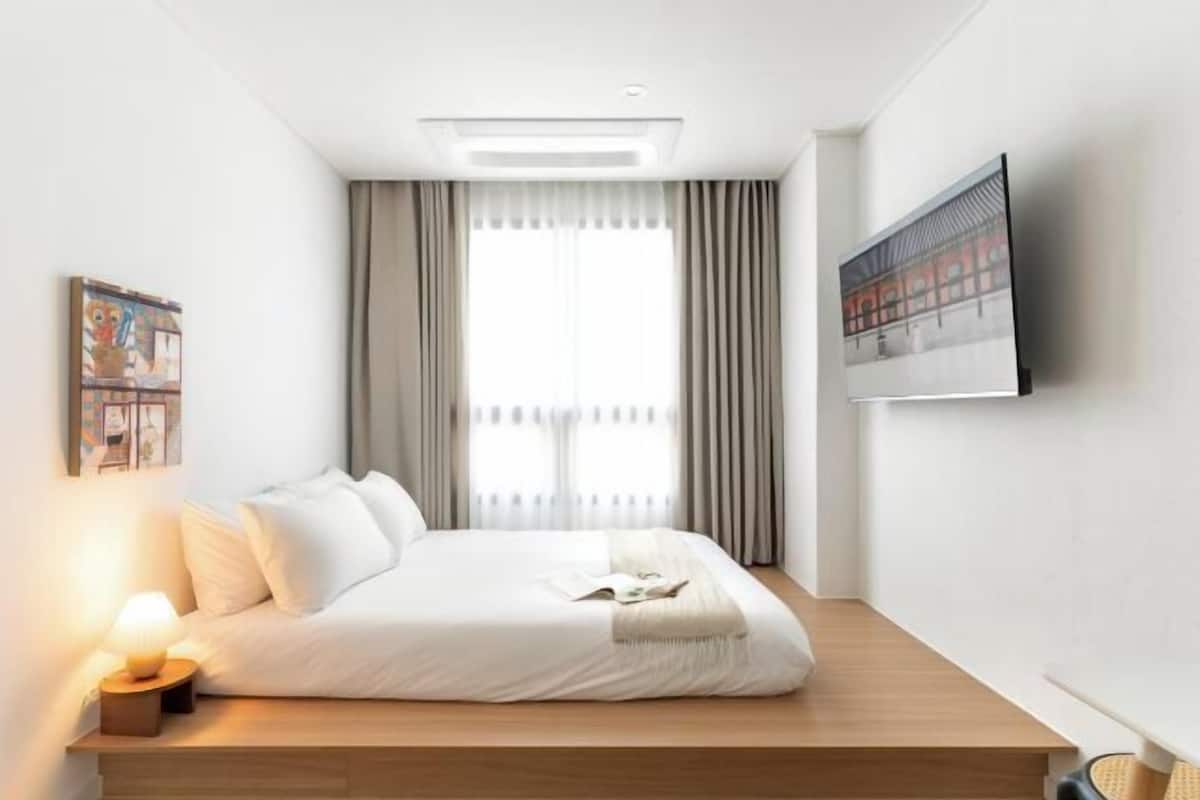 2 chambres, rideaux occultants, Wi-Fi gratuit, draps fournis