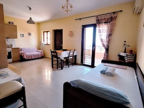 1 sovrum, strykjärn/strykbräda, gratis wi-fi och sängkläder