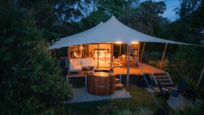 Terrace/patio - The Enchanted Retreat | Glamping Tent (Havelock North)