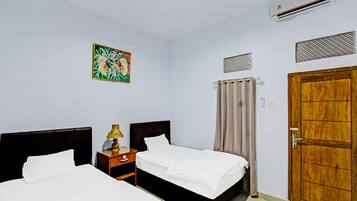 Tomannsrom – deluxe | Skrivebord, wi-fi (inkludert) og sengetøy