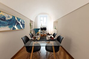 Dining - The Best Rent - Deluxe Piazza di Spagna Apartment (Roma)